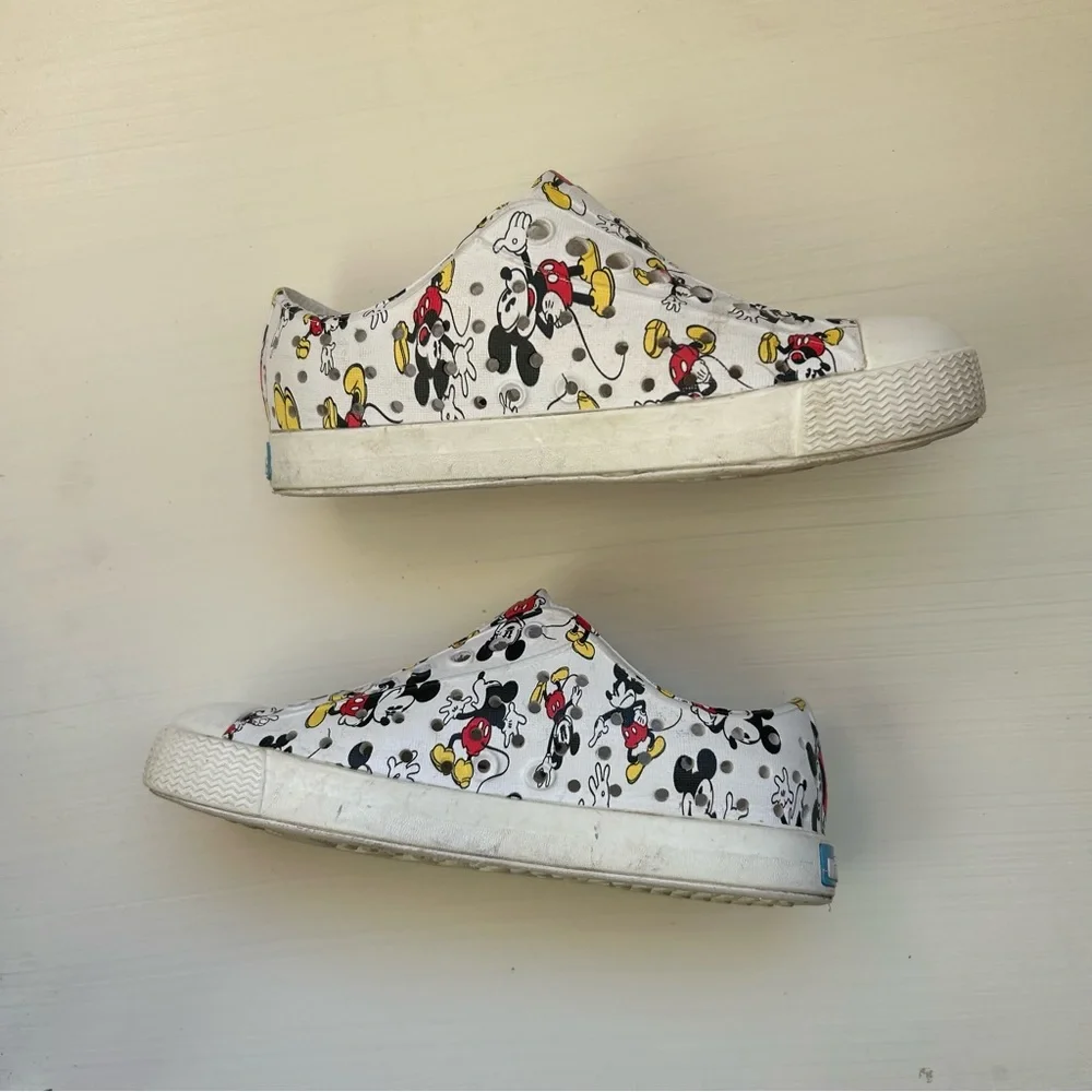Native Shoes Mickey Mouse Slip-On Sneakers Size C10 - Picture 6 of 7